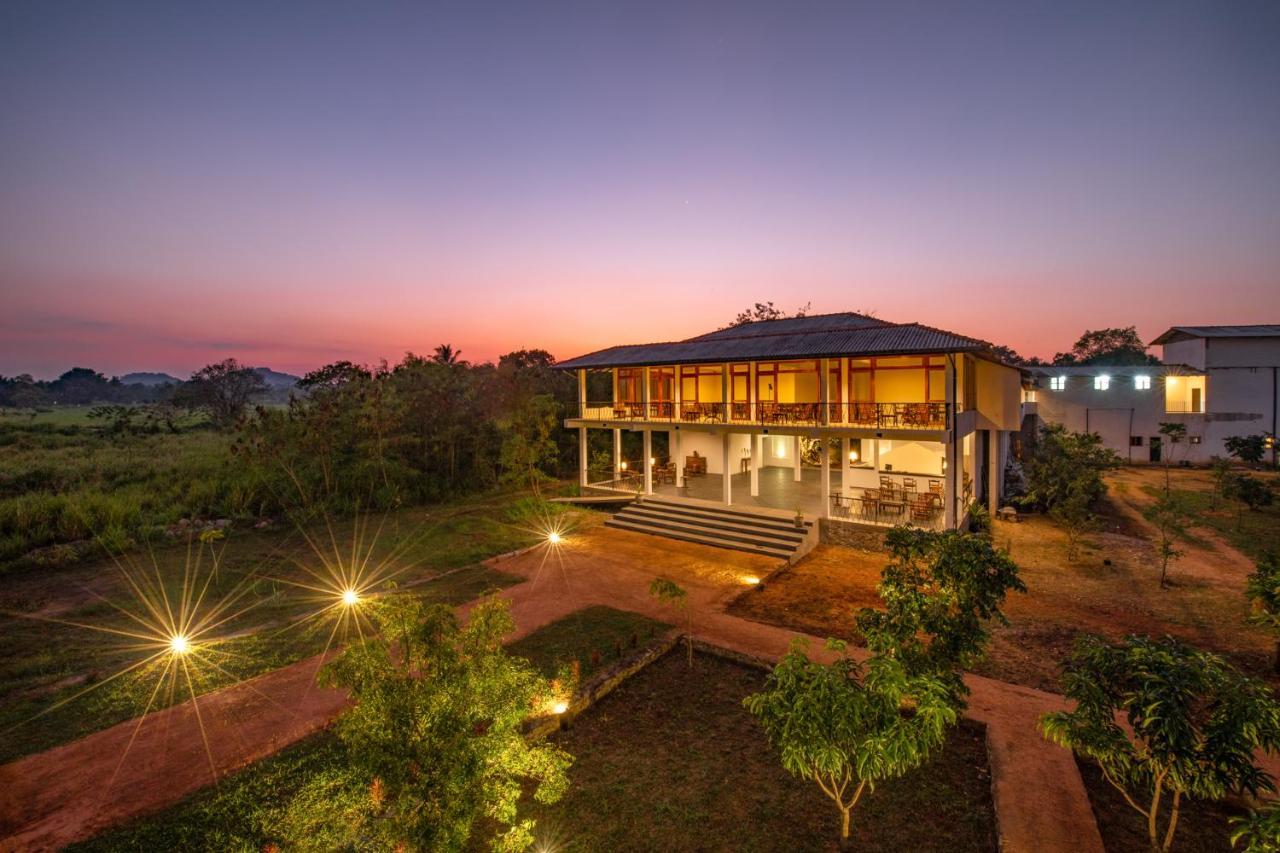 Hotel Ceylon Breeze Sigiriya Exteriér fotografie